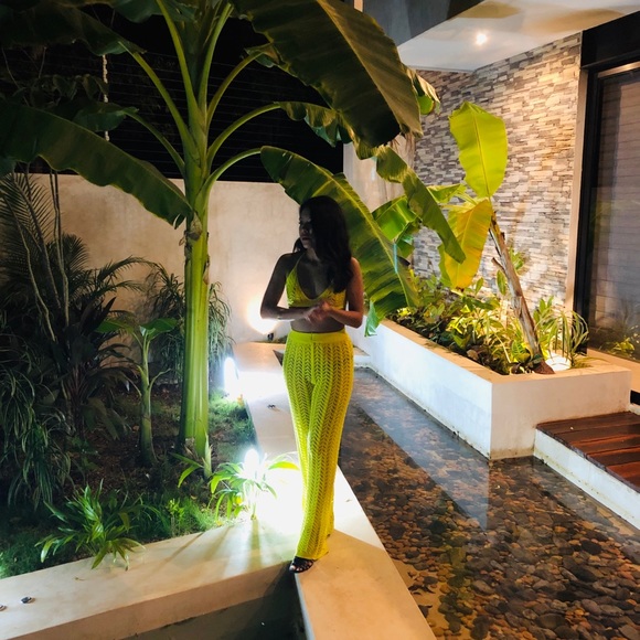 Two Piece Set - Picture 6 of 6